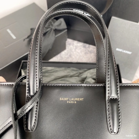Shopping Mini bag-18*17*8cm tote leather Toy YSL 0823